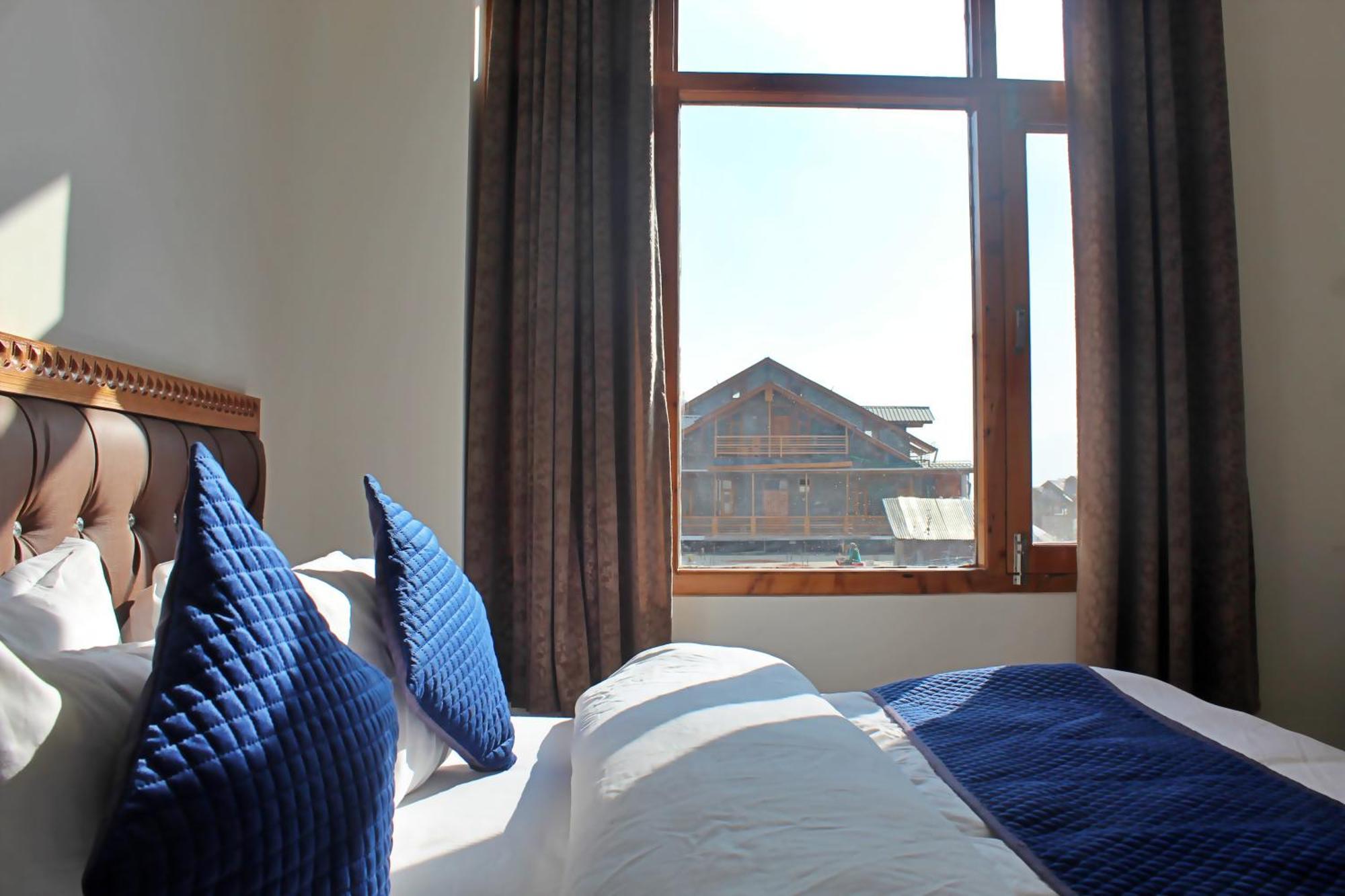 The Richie Royal Inn Manāli Zewnętrze zdjęcie